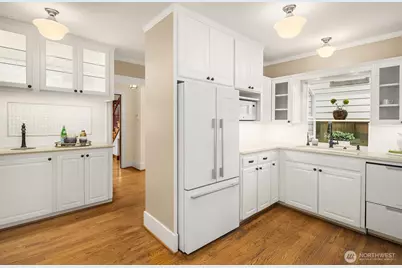 3832 48th Avenue NE, Seattle, WA 98105 - Photo 12