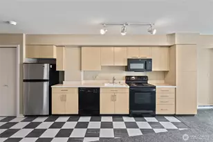 1100 106th Ave NE, Bellevue, WA 98004 - Photo 8