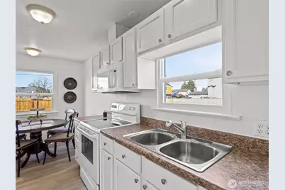 6802 S Oakes Street, Tacoma, WA 98409 - Photo 6