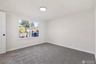 12816 Ridge Cir E, Bonney Lake, WA 98391 - Photo 14