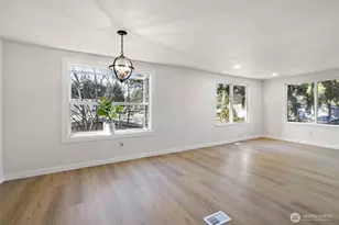 12816 Ridge Cir E, Bonney Lake, WA 98391 - Photo 8