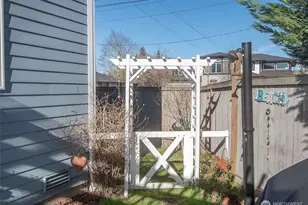 629 Emory Dr, Snohomish, WA 98290 - Photo 32