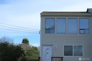 946 Ocean Shores Blvd SW, Ocean Shores, WA 98569 - Photo 1