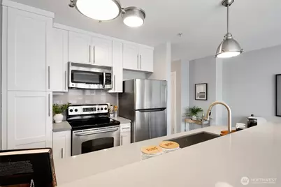 2440 Western Avenue #801, Seattle, WA 98121 - Photo 20