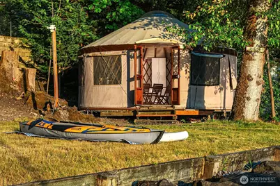 23 Yurt E Lake Sammamish Parkway NE, Sammamish, WA 98074 - Photo 24
