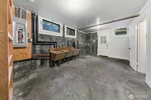 942 Harvard Ave E, Seattle, WA 98102 - Photo 40