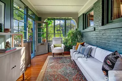 942 Harvard Avenue E, Seattle, WA 98102 - Photo 10