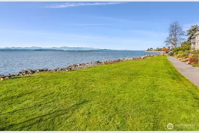 10203 47th Avenue SW #D2, Seattle, WA 98146 - Photo 28