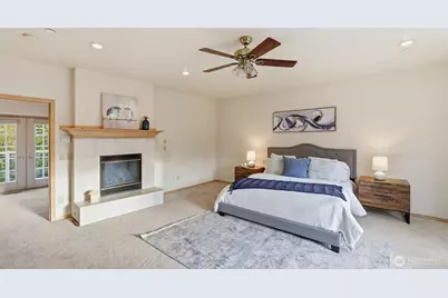 18432 W Lake Desire Drive SE, Renton, WA 98058 - Photo 20