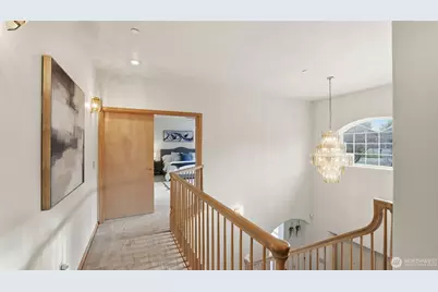 18432 W Lake Desire Drive SE, Renton, WA 98058 - Photo 18