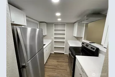 28921 S 28th Place, Federal Way, WA 98003 - Photo 2