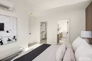 4408 1st Ave NE, Seattle, WA 98105 - Photo 16