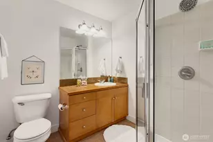 206 24th Ave E, Seattle, WA 98112 - Photo 20