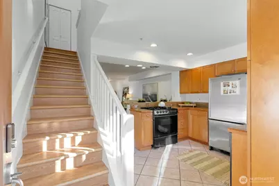 206 24th Avenue E, Seattle, WA 98112 - Photo 16