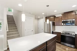 2554 Sand Dollar Rd W, Bremerton, WA 98312 - Photo 10