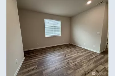 5941 Great Glen Road SW #B, Port Orchard, WA 98367 - Photo 2