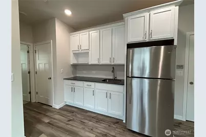 5941 Great Glen Road SW #B, Port Orchard, WA 98367 - Photo 4