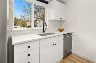 14006 NE 181st Pl, Woodinville, WA 98072 - Photo 6