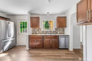 7051 S 125th St, Seattle, WA 98178 - Photo 6