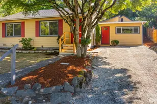 7051 S 125th St, Seattle, WA 98178 - Photo 2