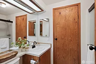 1915 N 33rd Pl, Mount Vernon, WA 98273 - Photo 18