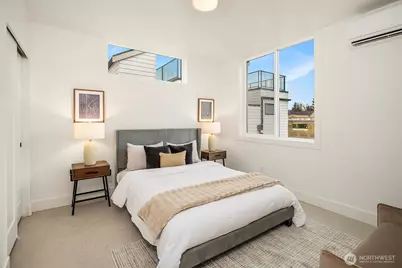 4406 1st Avenue NE, Seattle, WA 98105 - Photo 16