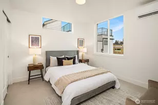 4406 1st Ave NE, Seattle, WA 98105 - Photo 16