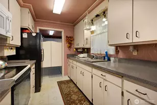 426 160th St S, Spanaway, WA 98387 - Photo 10