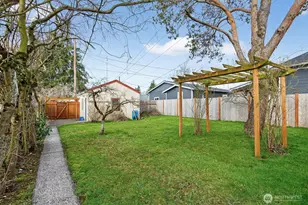 2417 Orleans St, Bellingham, WA 98228 - Photo 18