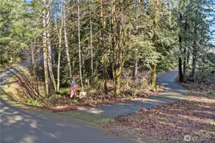 941 N Potlatch Dr, Hoodsport, WA 98548 - Photo 32