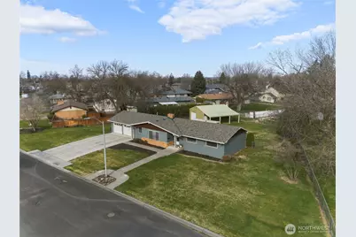 305 NE A Street, College Place, WA 99324 - Photo 40