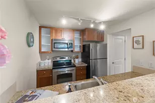 300 N 130th St, Seattle, WA 98133 - Photo 14