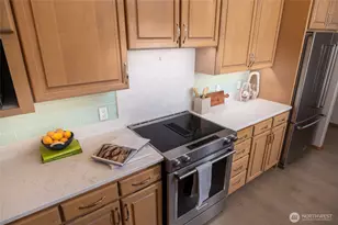 2401 Skyline Way, Anacortes, WA 98221 - Photo 6