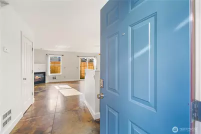 112 22nd Avenue #B, Seattle, WA 98122 - Photo 6