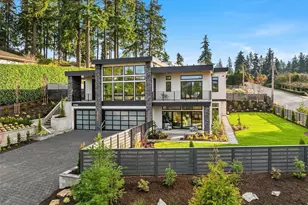 9607 NE 30th Pl, Clyde Hill, WA 98004 - Photo 40