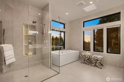 9607 NE 30th Place, Clyde Hill, WA 98004 - Photo 20