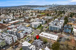 4309 Evanston Ave N, Seattle, WA 98103 - Photo 2