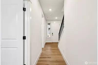 6418 213th (Lot 5) Avenue Ct E, Bonney Lake, WA 98391 - Photo 8