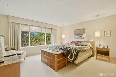 19640 SE 29th Street, Sammamish, WA 98075 - Photo 14