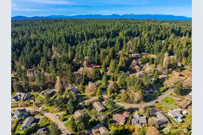 5344 Ruby Place NE, Bainbridge Island, WA 98110 - Photo 38