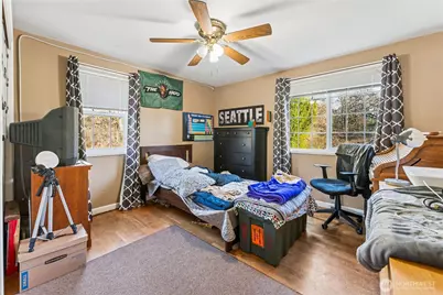 406 Dupont Avenue, DuPont, WA 98327 - Photo 16