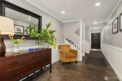 1707 Boylston Avenue #206, Seattle, WA 98122 - Photo 2