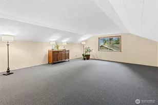 16602 NE 18th St, Bellevue, WA 98008 - Photo 24