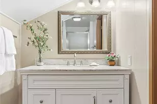 16602 NE 18th St, Bellevue, WA 98008 - Photo 26