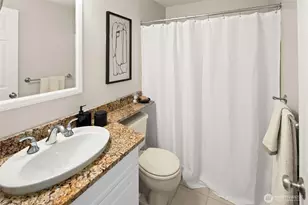 5901 Phinney Ave N, Seattle, WA 98103 - Photo 16