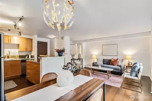 3661 Phinney Ave N, Seattle, WA 98103 - Photo 6