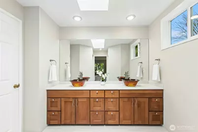 4310 209th Avenue NE, Sammamish, WA 98074 - Photo 14