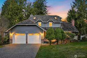 4310 209th Ave NE, Sammamish, WA 98074 - Photo 2