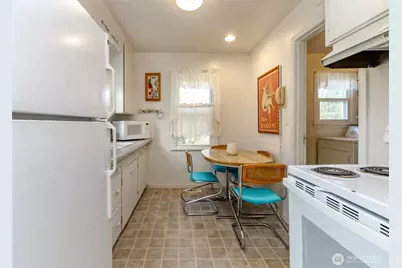 1434 S 103rd Street, Seattle, WA 98168 - Photo 10