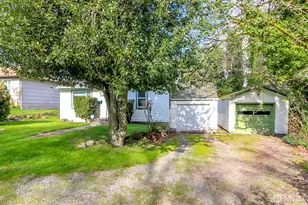 1434 S 103rd St, Seattle, WA 98168 - Photo 2